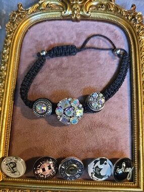 Vintage Ginger Snaps Black Cord Bracelet With 6 Interchangable Snaps